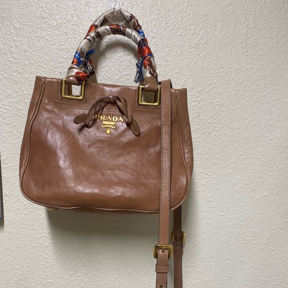Purses - Picture 1 of 16
